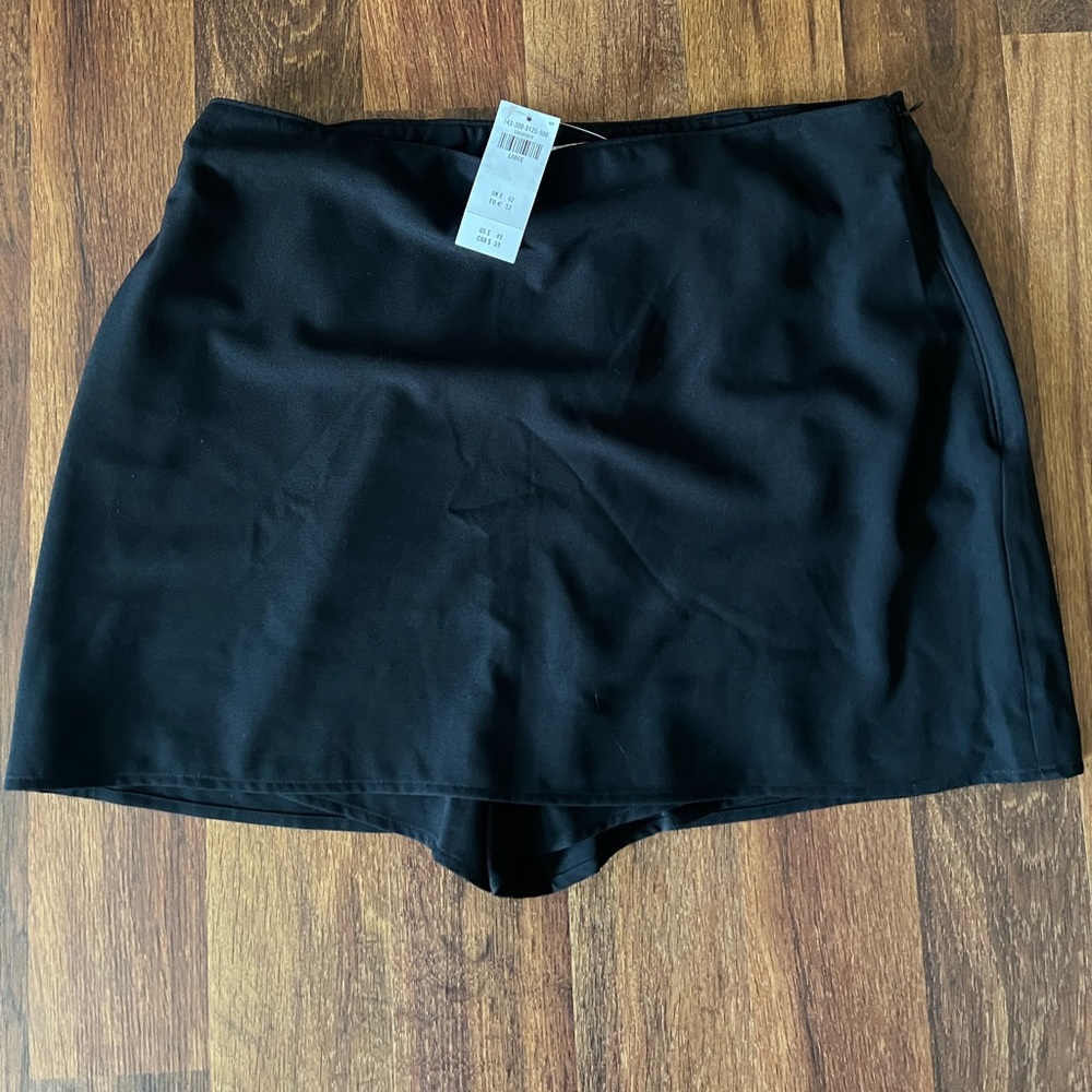NWT Abercrombie & Fitch Satin Mini Skort